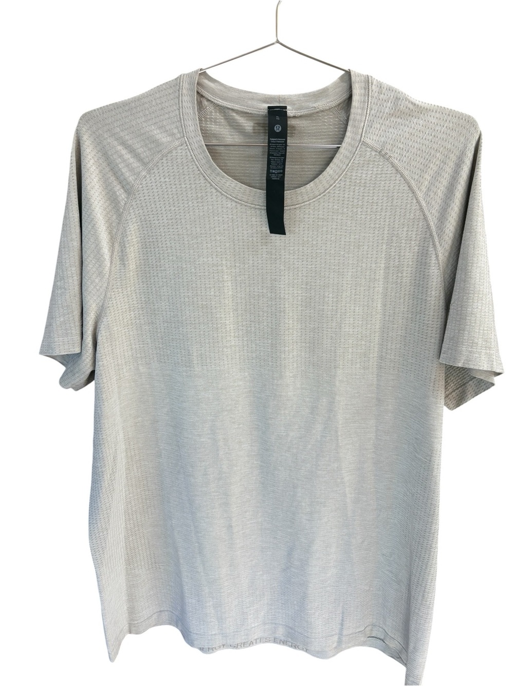 Lululemon Athletica Metal Vent Tech Color: Raw Linen/Carbon Dust Size XL